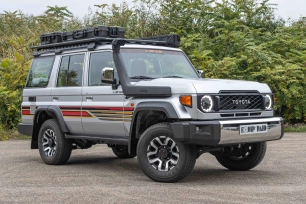 Toyota Land Cruiser VDJ 76 préparé par Equip'Raid