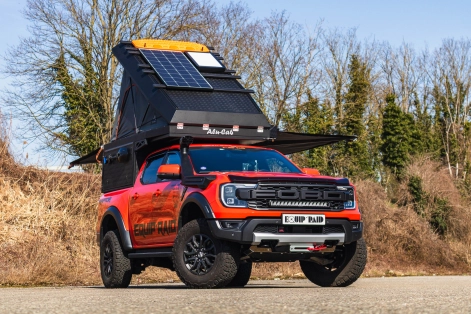 Ford Ranger arptor et canopy camper ouvert