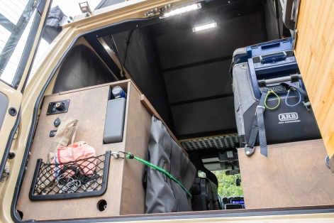 Toyota land cruiser 78 raid bivouac autonomie 4x4 equip'raid