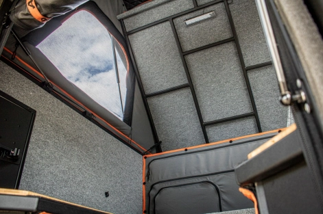 Grand espace intérieur de la cellule Khaya