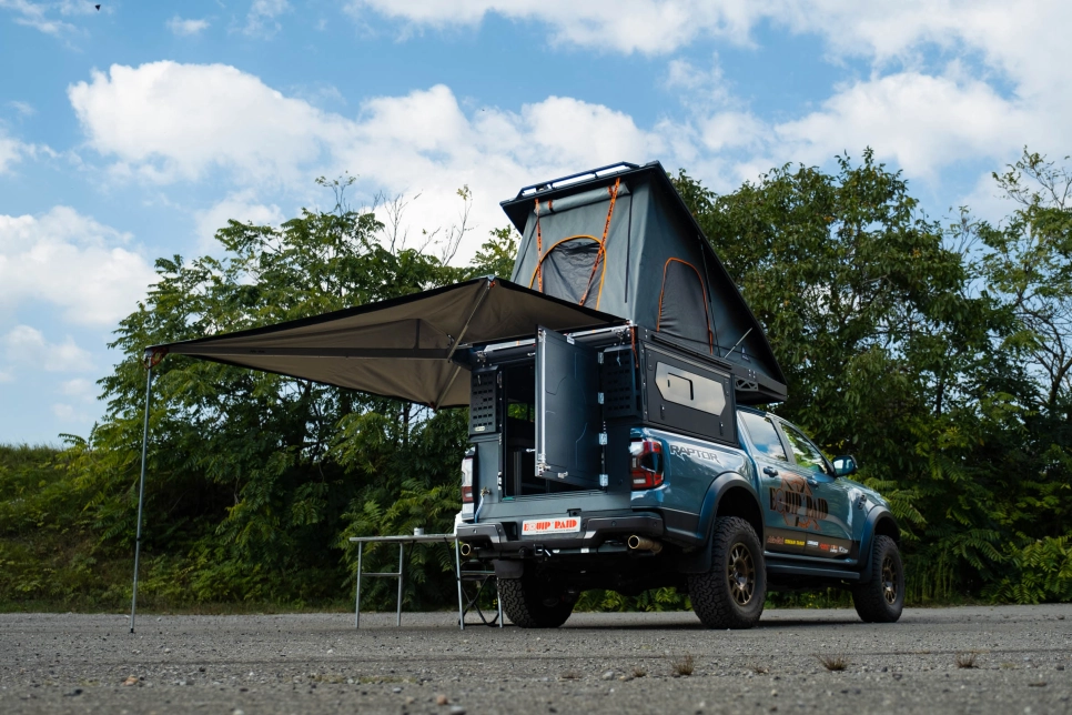 Ford Ranger Raptor 2023 équipé par equip'raid modcap alu-cab
