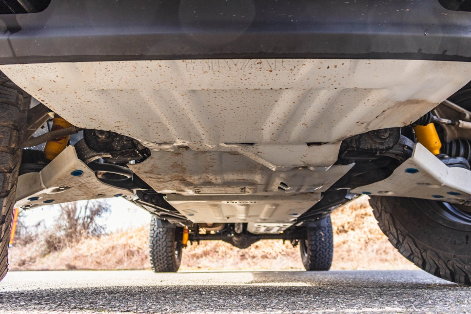 Kit de blindages pour protection RIVALdu Ford Ranger 2023 installé par Equip'Raid