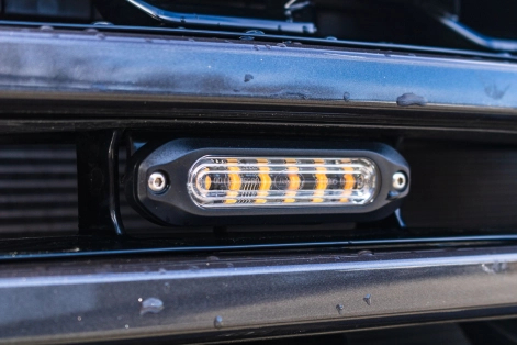 Feu de pénétration pour véhicule professionnel