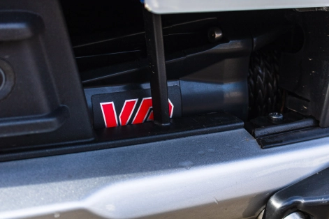 Détail du treuil Warn VR Evo 10s monté sur Ford Ranger par Equip'Raid