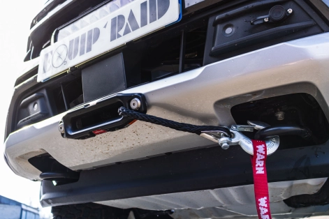 Ford Ranger PX IV équipé d'un treuil WARN VR Evo 10s