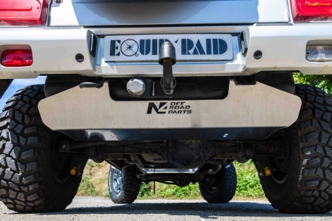 Blindages de réservoir N4-Offroad installée sur un Mercedes Classe G par Equip'Raid Mulhouse