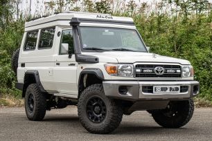 Toyota Land Cruiser GRJ 78 importé et préparé par Equip'Raid