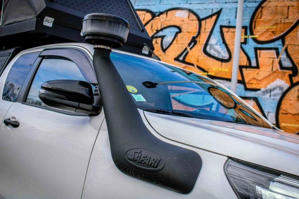 Snorkel Safari et préfiltre tête cyclonique Donaldson grand diametre