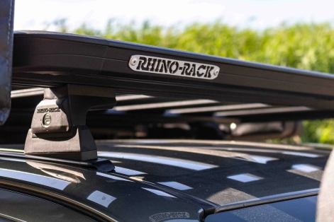 toyota-hilux-revo-invincible-preparation-4x4-alsace-tente-de-toit-equipraid-galerie-rhinorack