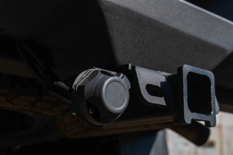 toyota-hilux-revo-invincible-preparation-4x4-alsace-tente-de-toit-equipraid-attelage