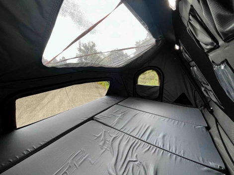 le couchage géant du modcap family est aussi lumineux