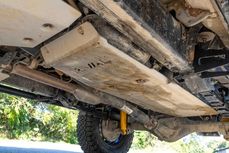 Toyota Hilux Revo préparation 4x4 tout terrain Equip'Raid kit blindages RIVAL