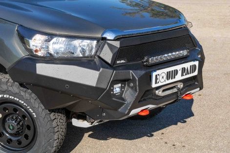 Toyota Hilux Revo préparation 4x4 tout terrain Equip'Raid Rival 1