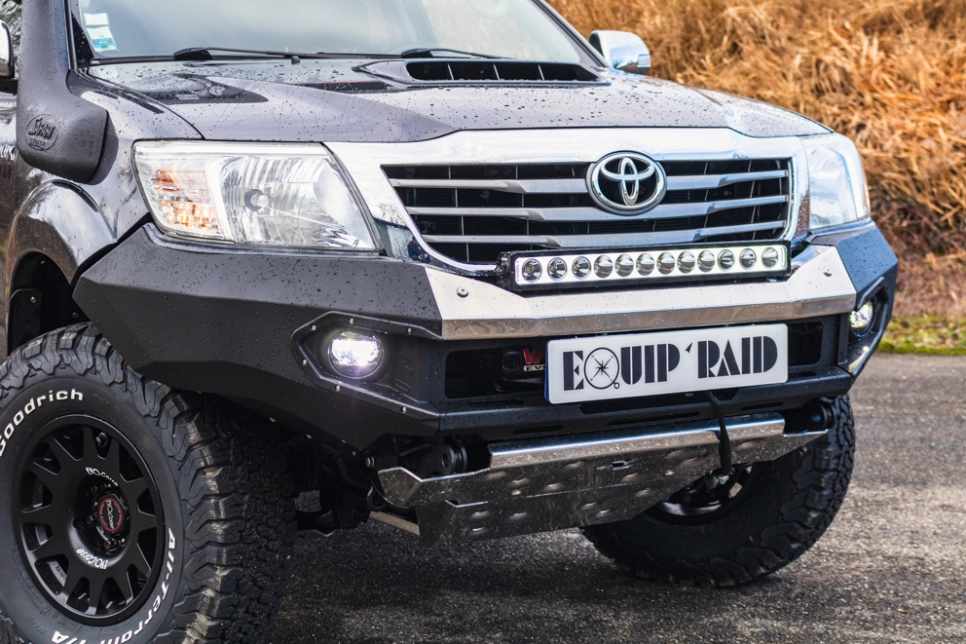 Pare choc avant Rhino 4X4 pour Toyota Hilux Vigo