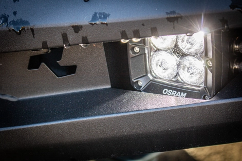 Ford Ranger Raptor préparé par Equip'Raid avec une cellule Khaya Alu-Cab