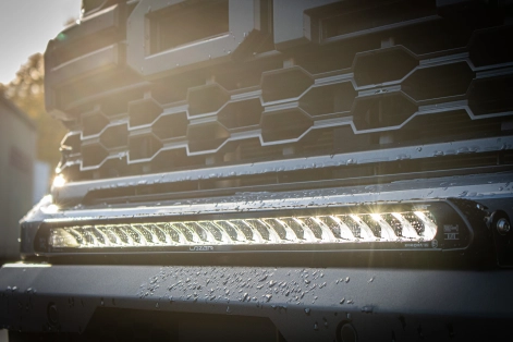 Ford Ranger Raptor préparé par Equip'Raid avec une cellule Khaya Alu-Cab