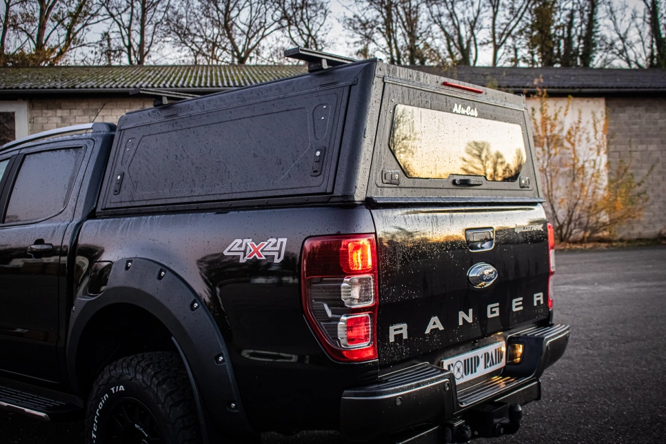 Ford Ranger PXII préparation véhicule tout-terrain picku 4x4 par equip'Raid hardtop alu-cab