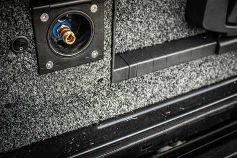 Ford Ranger Raptor 2023 préparé par Equip'Raid prise d'eau encastrable