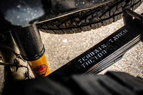 préparation 4x4 equip'raid voyage desert bivouac alsace terran tamer kit suspension toyota hilux 2017