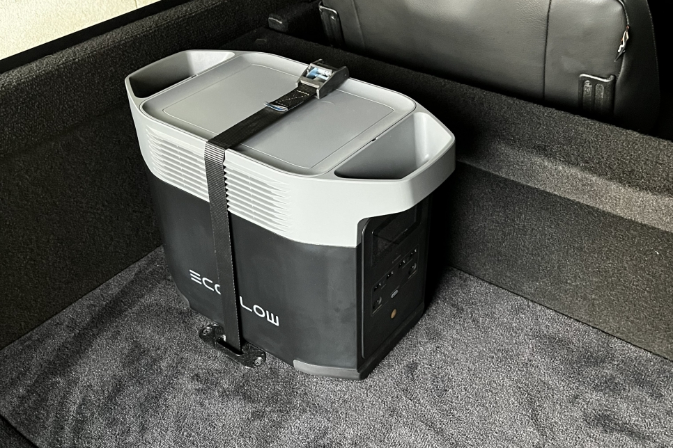 Batterie ecoflow delta 2 dans defender 90