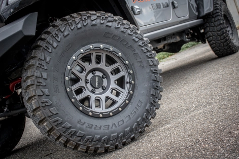 Jantes Mayhem gris 4x4 jeep gladiator rubicon