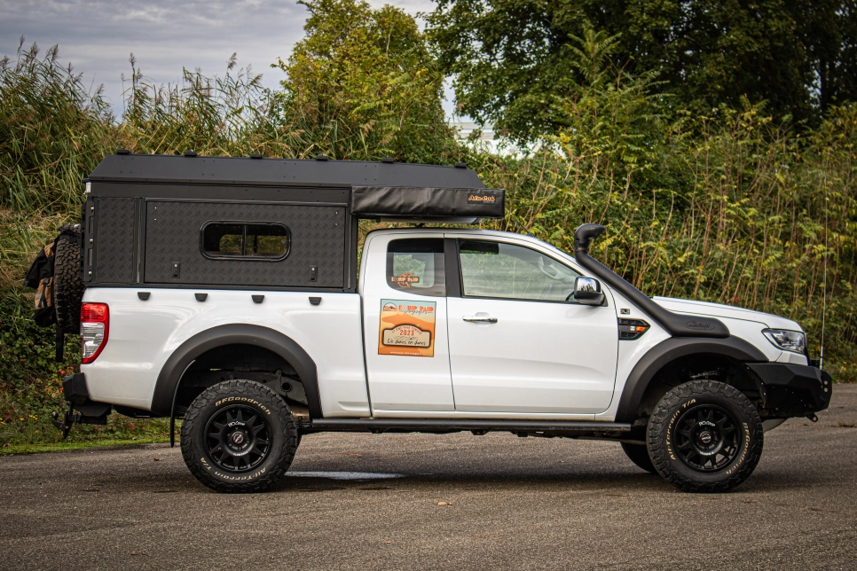 Préparation pick up Ford Ranger PXIII 4x4 tout-terrain par Equip'Raid Canopy Camper Alu-Cab