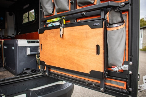 Préparation pick up Ford Ranger PXIII 4x4 tout-terrain par Equip'Raid Canopy Camper frontrunner tablette pliante