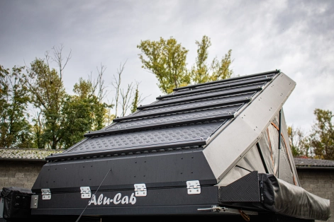 Préparation pick up Ford Ranger PXIII 4x4 tout-terrain par Equip'Raid Canopy Camper toit