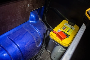 Batterie 4x4 12 V aménagement sur mesure