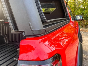 Ford Ranger Raptor 2023 préparé par Equip'Raid Hardtop Contour Alu-Cab