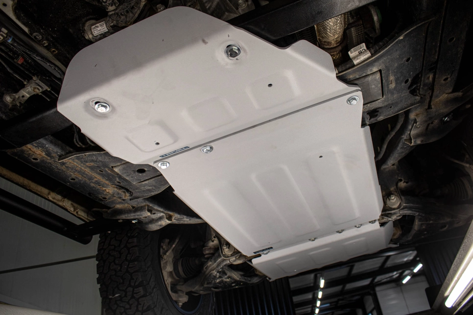 Préparation pick up Ford Ranger PXIII 4x4 tout-terrain par Equip'Raid Canopy Camper blindages rival