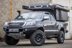 Préparation 4x4 de Toyota Hilux Vigo par Equip'Raid Cellule Khaya Alu-Cab