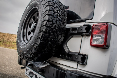 Porte roue de secours pour Jeep Wrangler