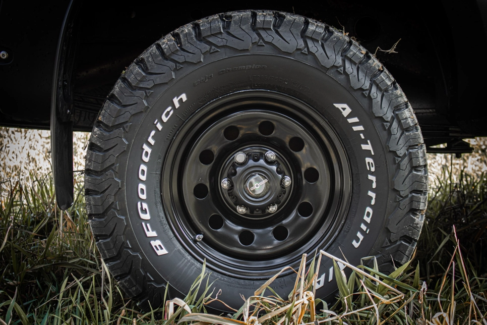 Ford ranger PXII Canopy Camper préparé par equip'raid equipement tout-terrain 4x4 raid bivouac