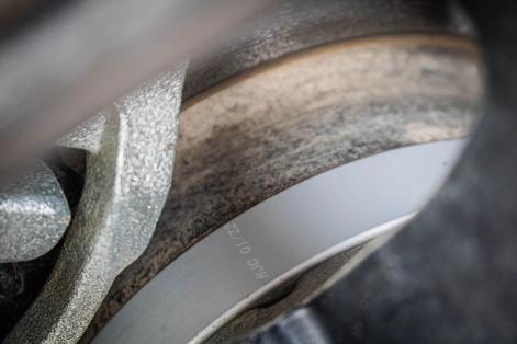 Ford Ranger Raptor bleu préparé par Equip'Raid équipement 4x4 offroad elargisseurs de voies hofmann