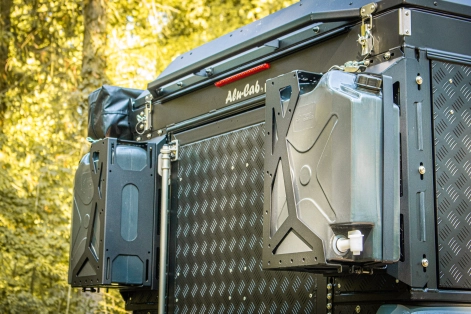 Ford ranger Canopy Camper Alu-Cab préparé par Equip'Raid Mulhouse