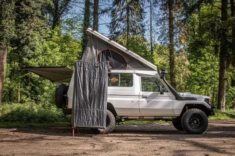 Préparation Land cruiser HZJ78 bivouac - auvent Alu-cab 