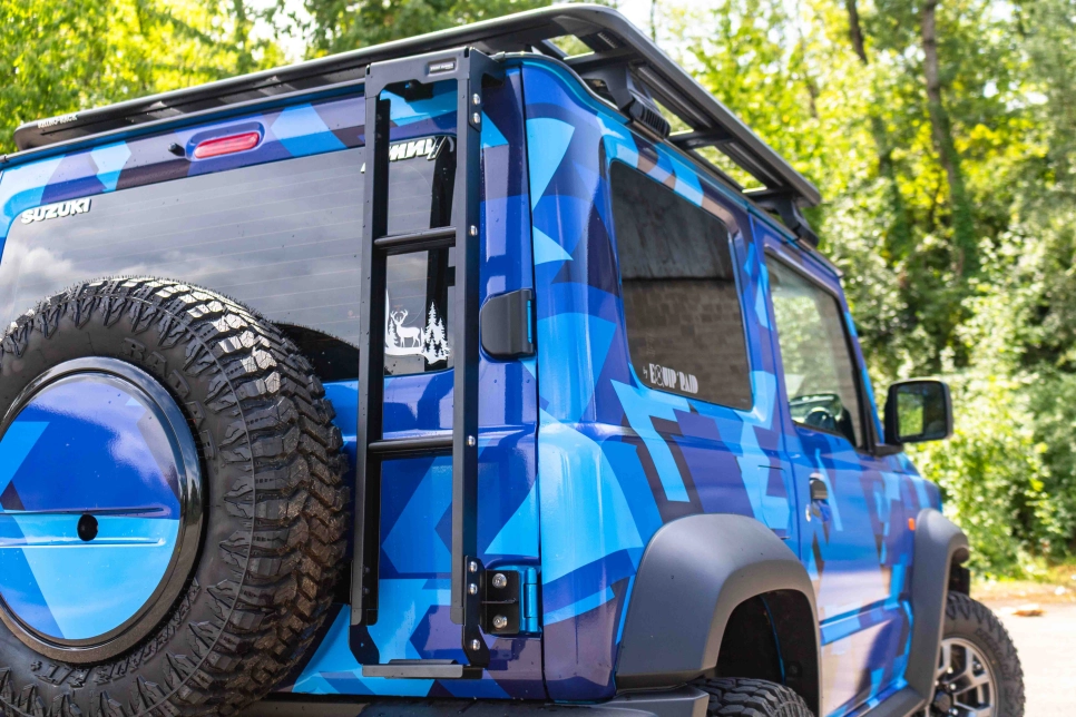 Frontrunner échelle de porte arrière pour Suzuki Jimny