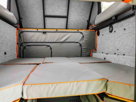 Le couchage du bas permet d'accueillir 2 enfants sur un couchage de 1.22m x 