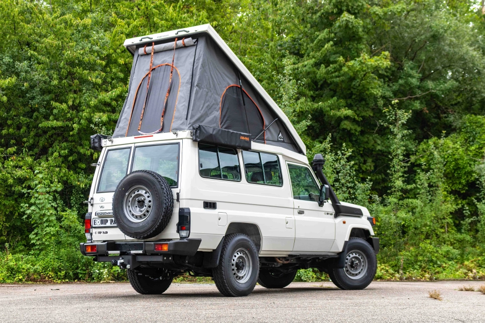 import toyota série 7 afrique equipement alu-cab Equip'Raid