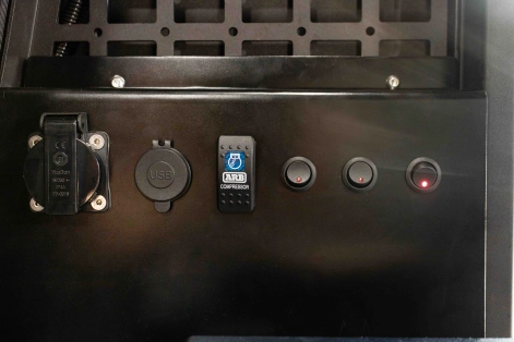 preparation-4x4-dodge-ram-1500-modcap-family-platine-commandes-electrique