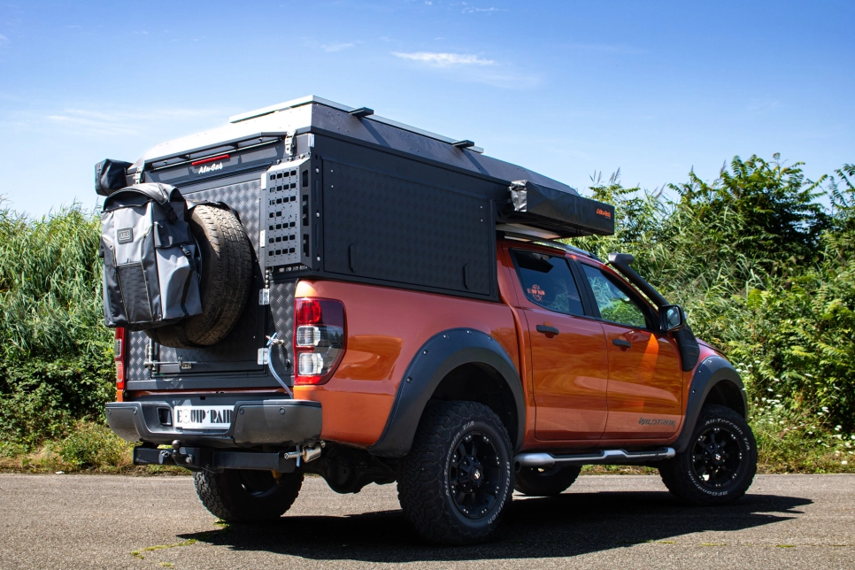 Préparation Ford Ranger PXI tout terrain 4x4 raid offroad avec Canopy Camper