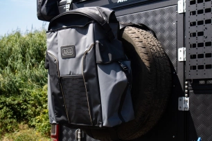 Préparation Ford Ranger PXI tout terrain 4x4 raid offroad avec Canopy Camper Alu-Cab sac de roue desecours