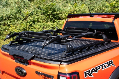 Ford Ranger Raptor 2023 avec couvre benne rigide ARB Hardlid préparé par Equip'Raid