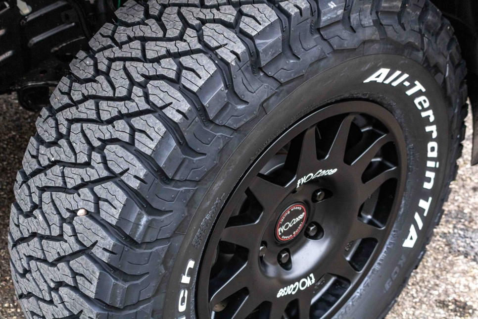 Pneu BF Goodrich All terrain T/A KO3 vendu chez Equip'Raid Mulhouse