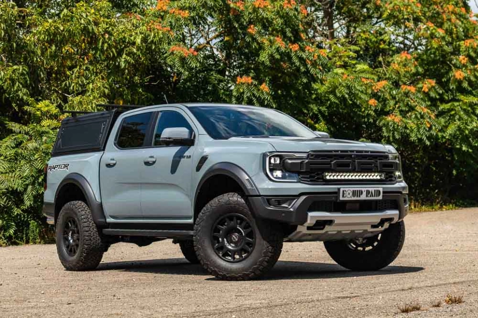 Ford raptor 2024 avec équipements Alu-Cab ARB Evo Corse Equip'raid