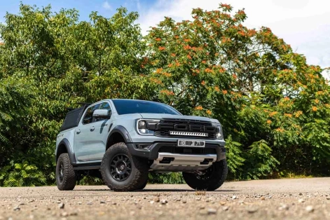 Ford Ranger raptor 2023 préparé par equip'Raid préparé pour les professionnels